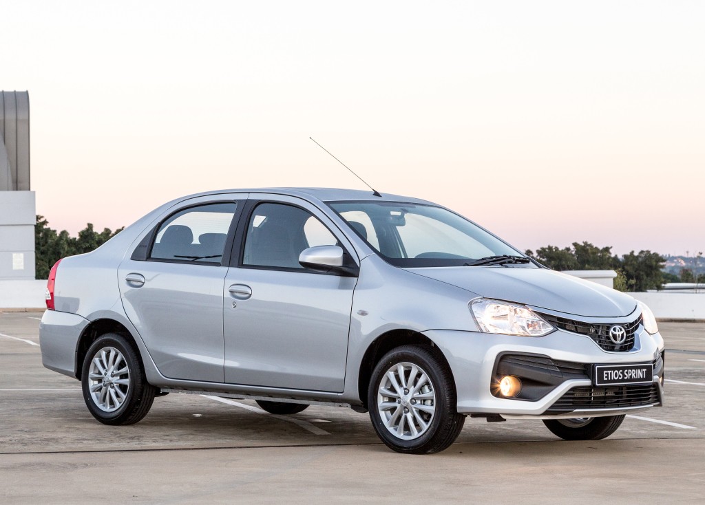 Toyota Etios photo 22