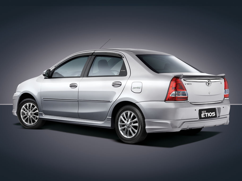 Toyota Etios photo 4
