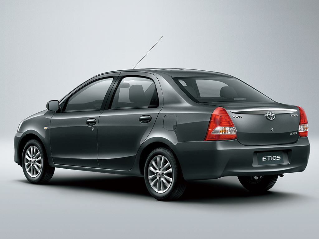Toyota Etios photo 7