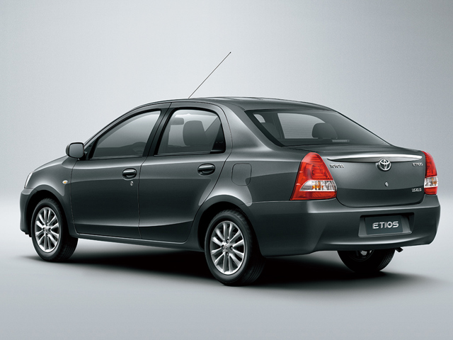 Toyota Etios foto 7