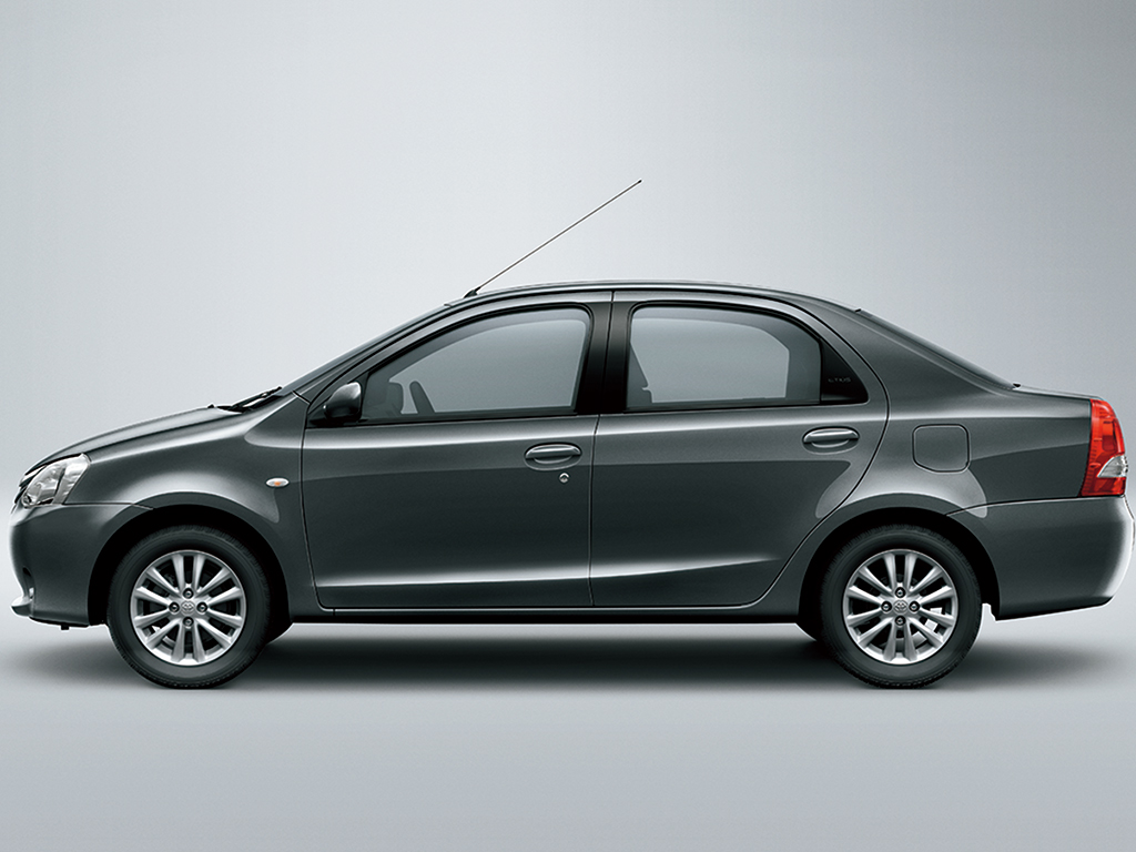 Toyota Etios photo 8
