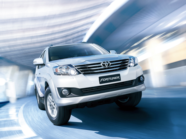 Toyota Fortuner foto 5