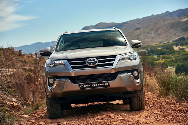 Toyota Fortuner photo 28
