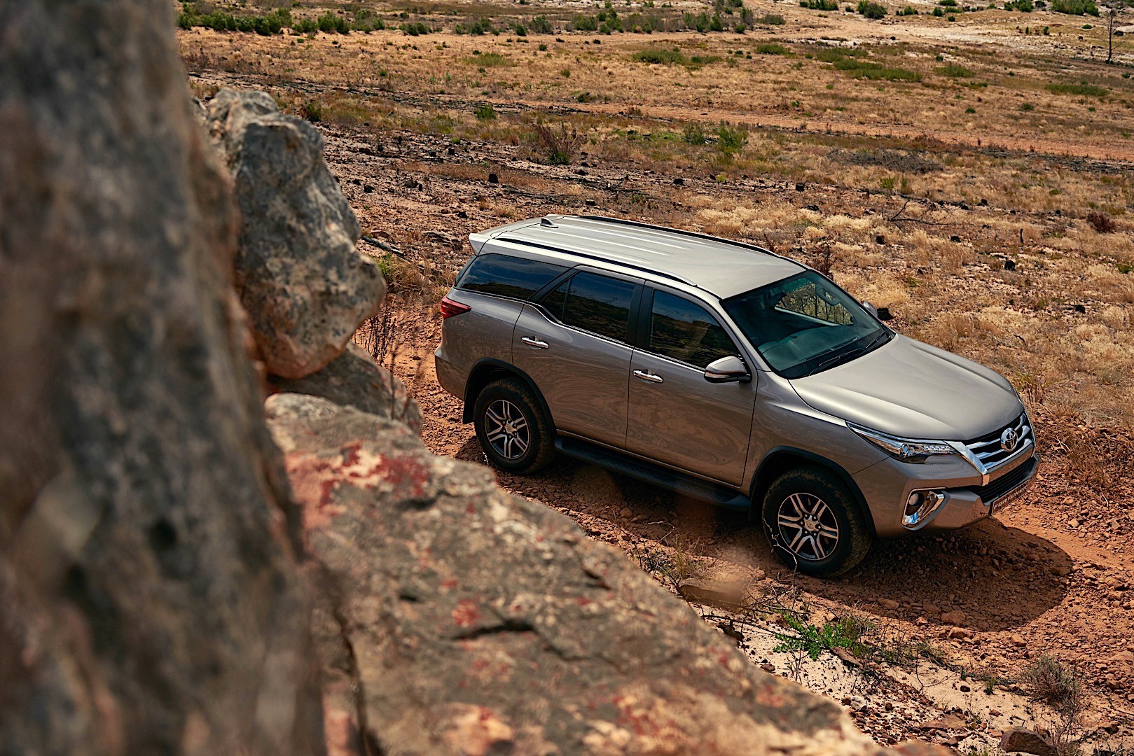 Toyota Fortuner photo 36