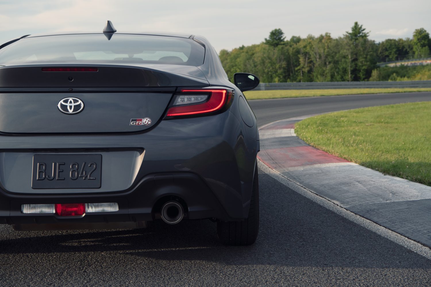 Toyota Gr 86 photo 3