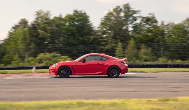 Toyota Gr 86 photo 31