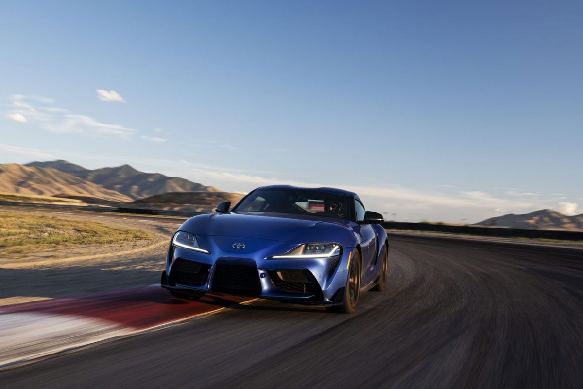 Toyota TOYOTA Supra 3.0L 6MT RWD (340 HP)