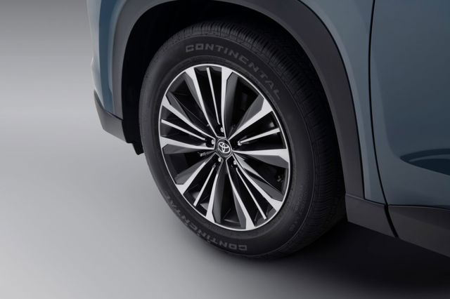 Toyota Grand Highlander foto 8