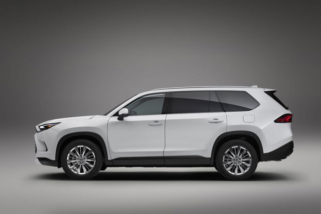 Toyota Grand Highlander foto 17