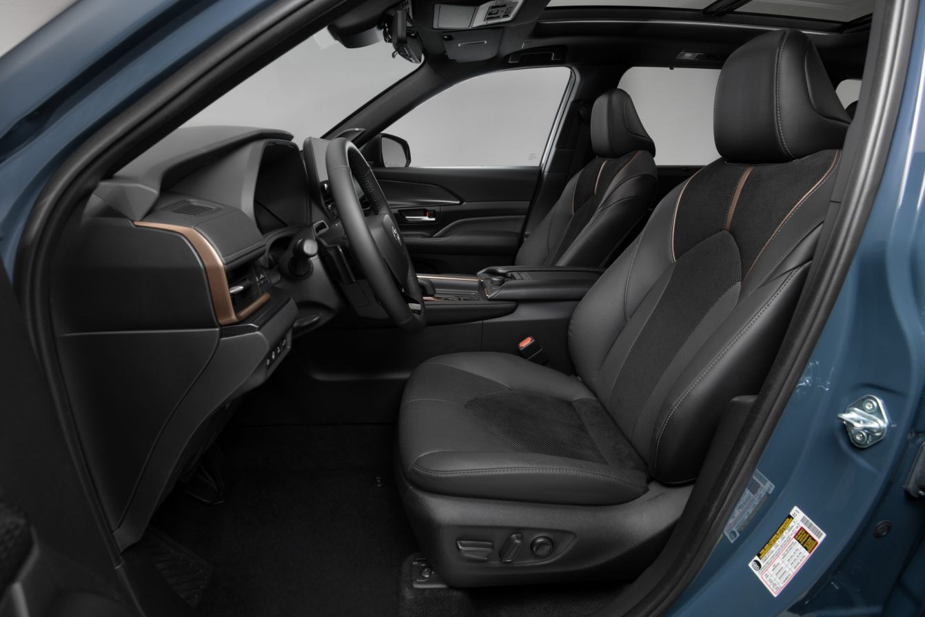 Toyota Grand Highlander photo 57