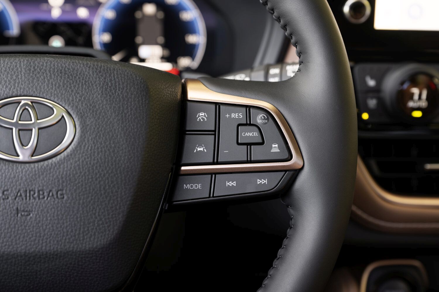 Toyota Grand Highlander photo 73