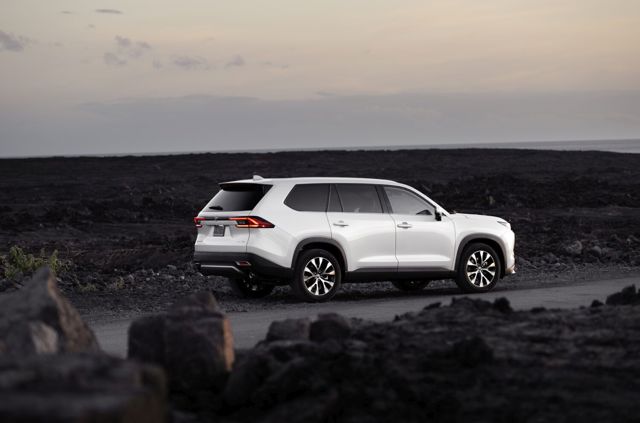 Toyota Grand Highlander foto 22