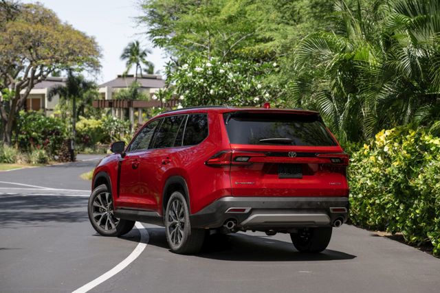 Toyota Grand Highlander foto 51
