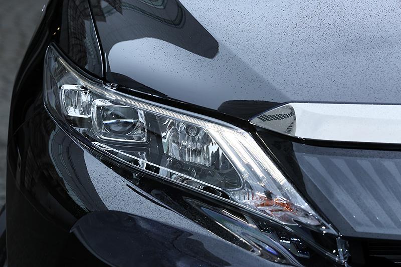 Toyota Harrier photo 10