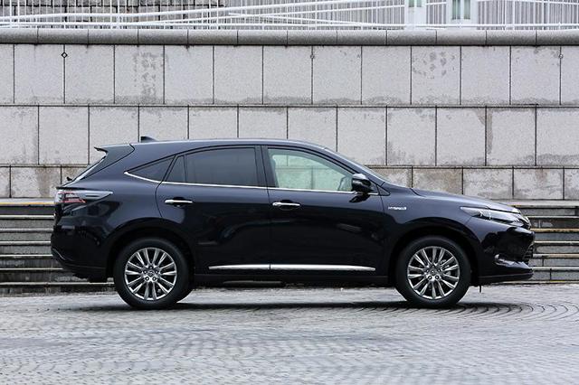 Toyota Harrier photo 4