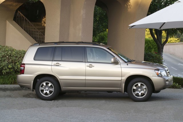 Toyota Highlander / Kluger photo 19
