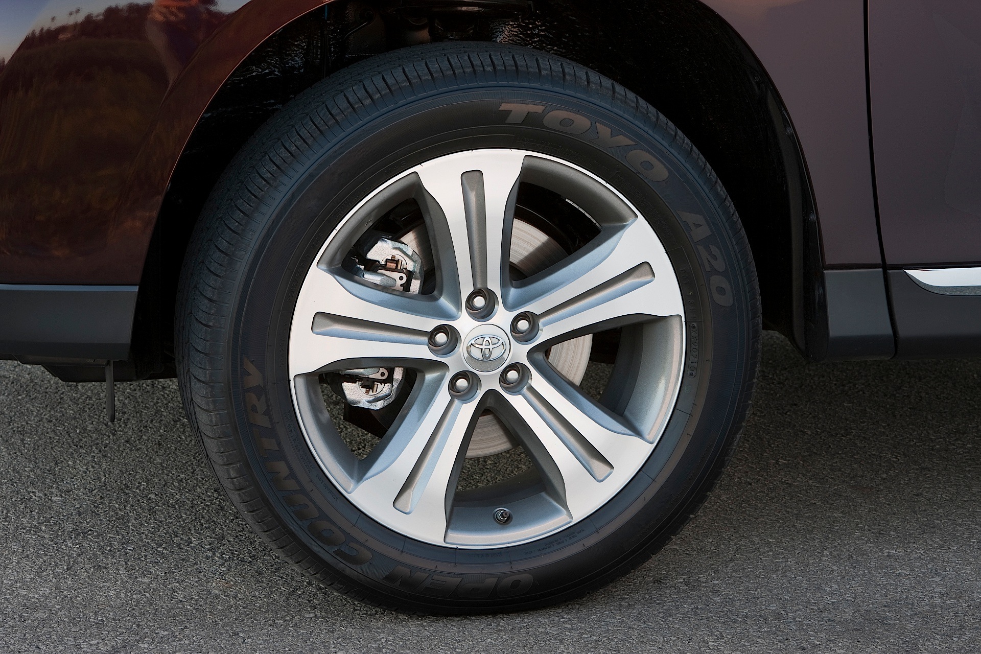 Toyota Highlander / Kluger photo 27