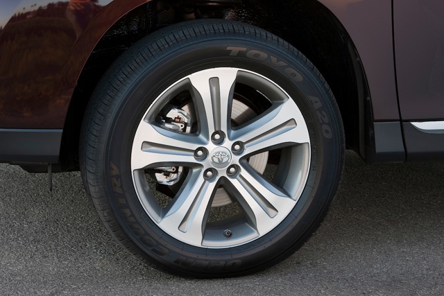 Toyota Highlander / Kluger photo 27