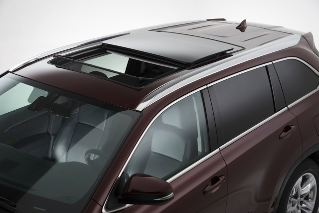 Toyota Highlander / Kluger photo 17
