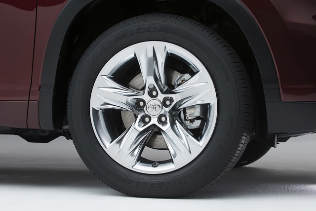 Toyota Highlander / Kluger photo 18