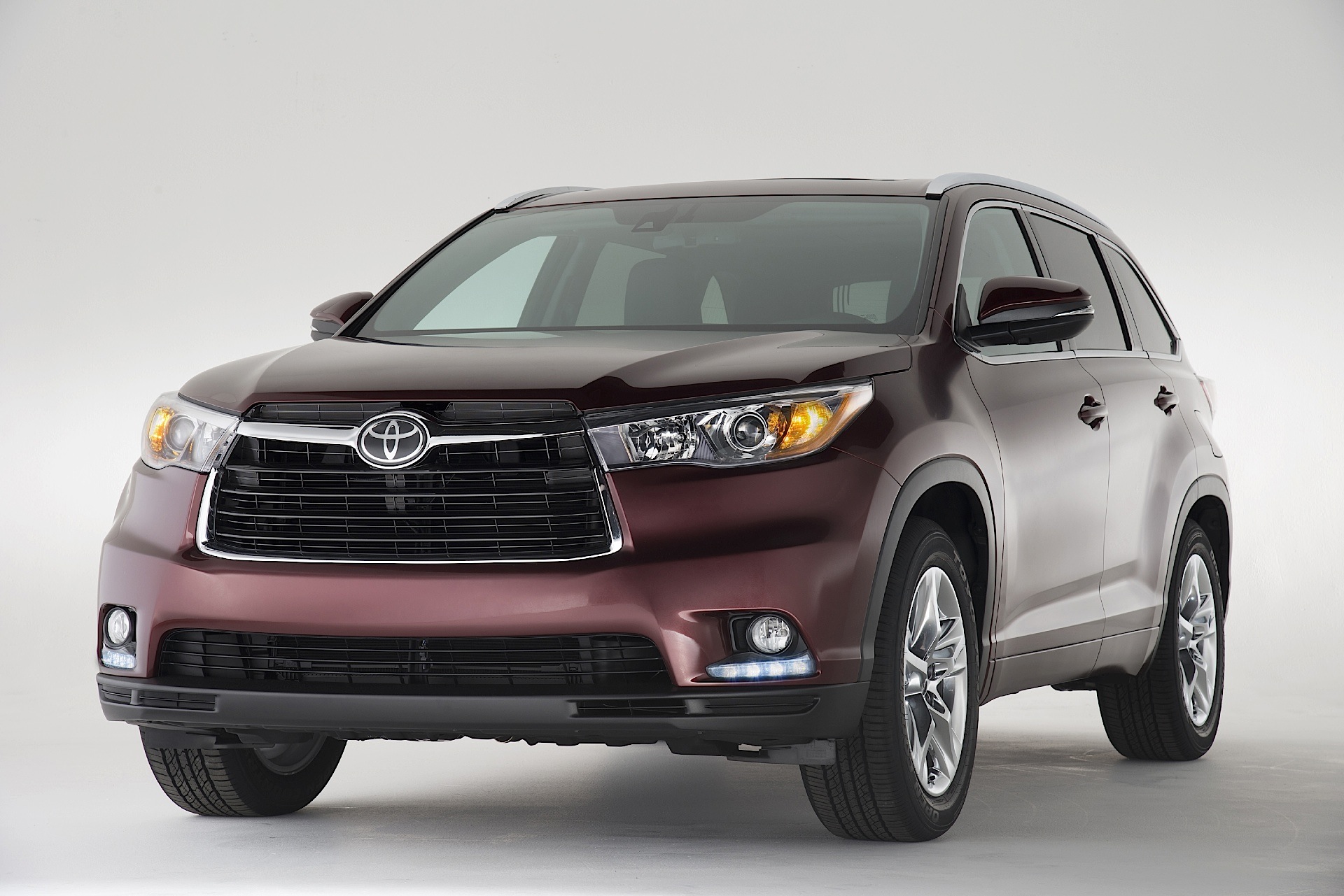 Toyota Highlander / Kluger photo 4