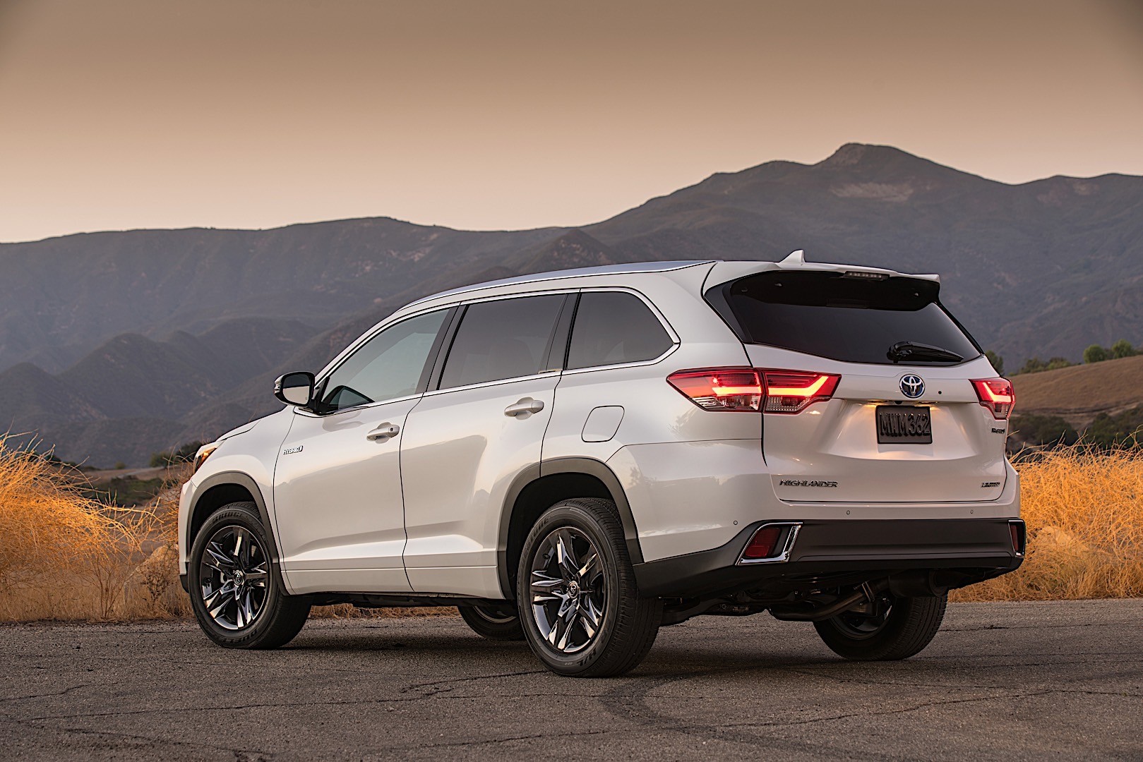 Toyota Highlander / Kluger photo 4