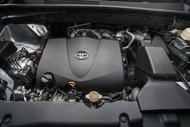 Toyota Highlander / Kluger photo 38