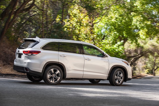 Toyota Highlander / Kluger photo 11