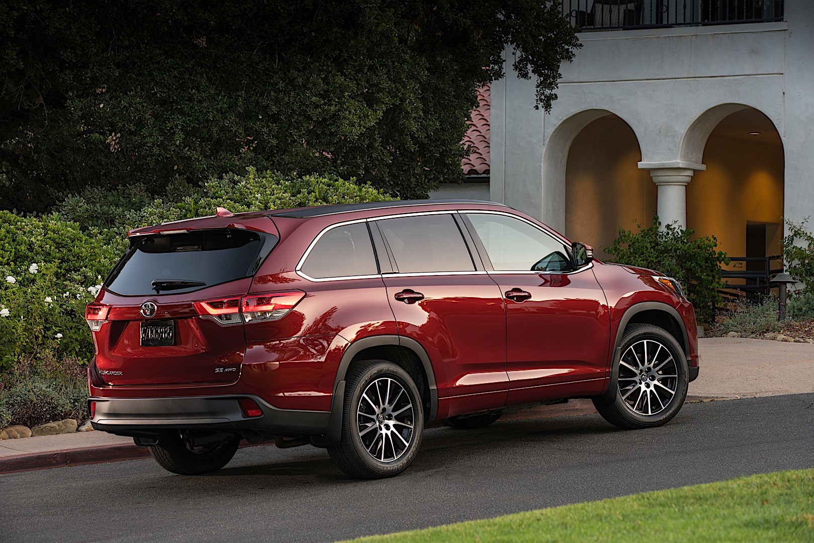 Toyota Highlander / Kluger photo 13