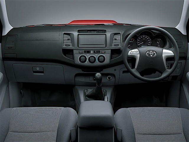 Toyota Hilux Double Cab photo 73