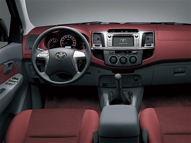Toyota Hilux Double Cab photo 75