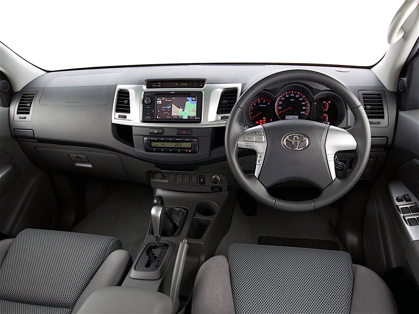 Toyota Hilux Double Cab photo 81