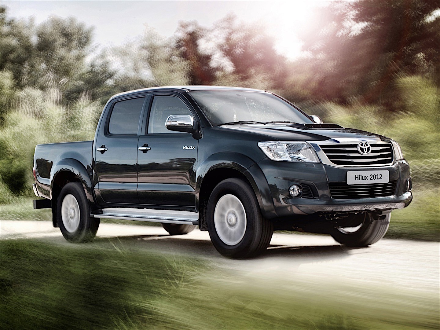 Toyota Hilux Double Cab photo 9
