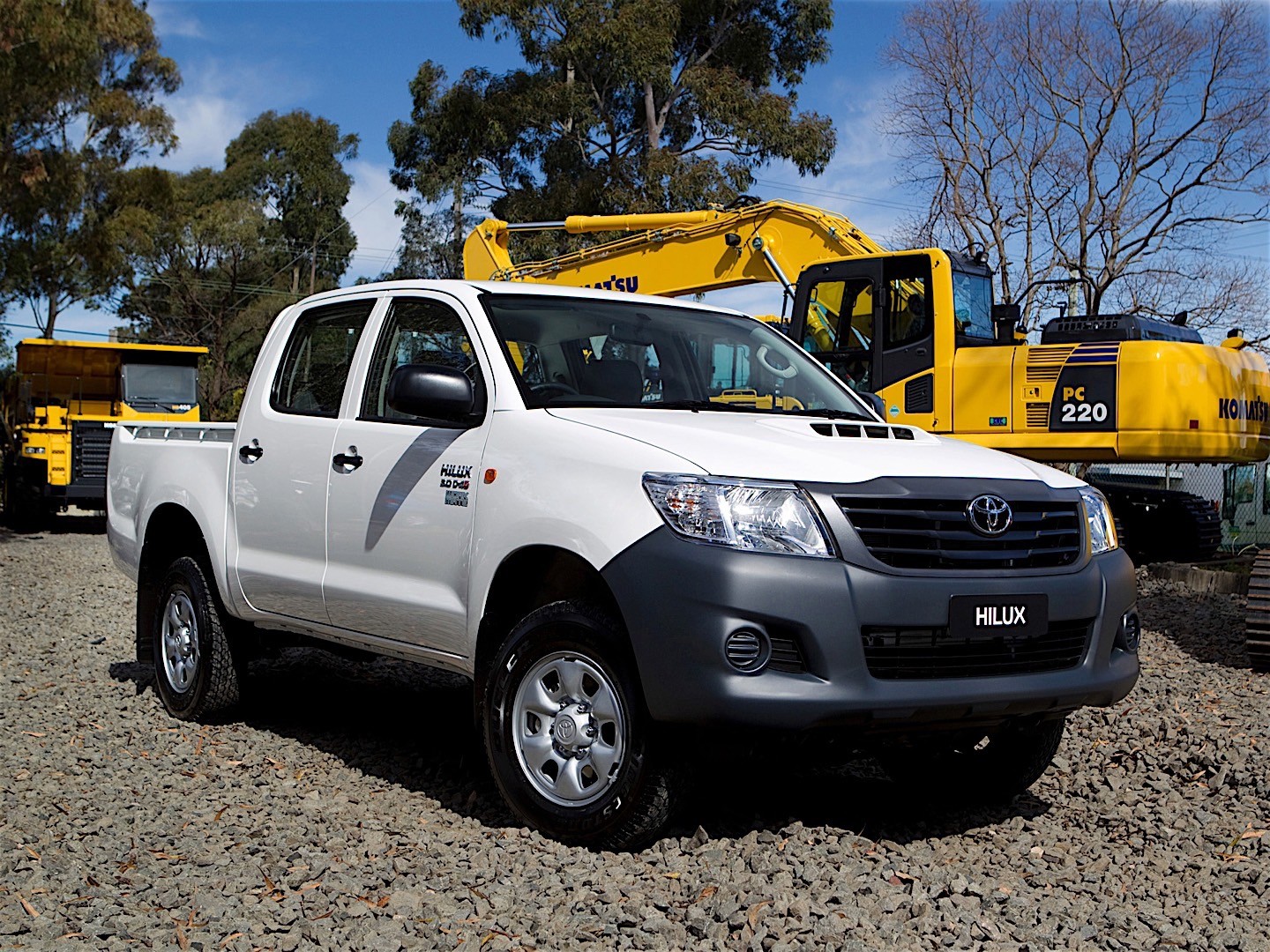Toyota Hilux Double Cab photo 15