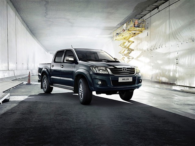 Toyota Hilux Double Cab photo 27
