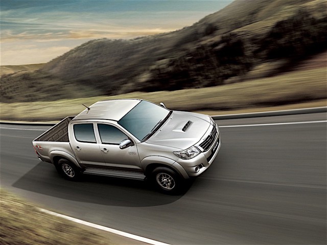 Toyota Hilux Double Cab photo 40