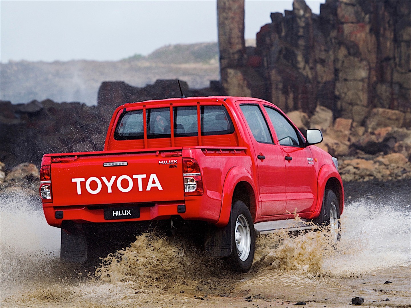 Toyota Hilux Double Cab photo 43