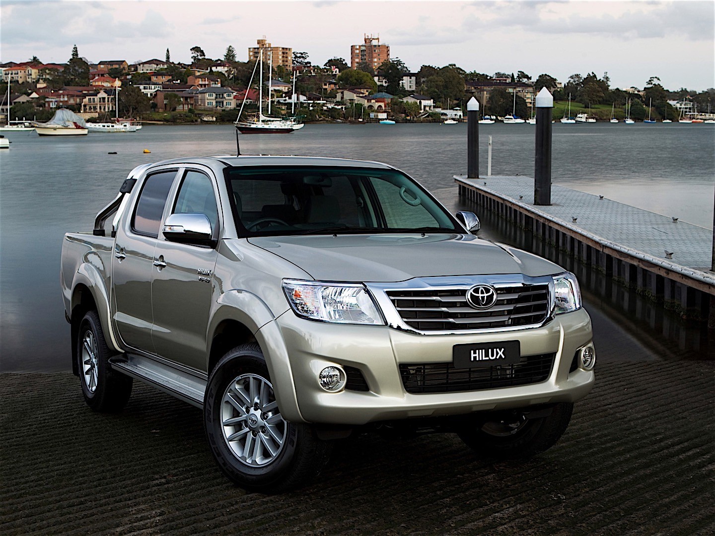 Toyota Hilux Double Cab photo 55
