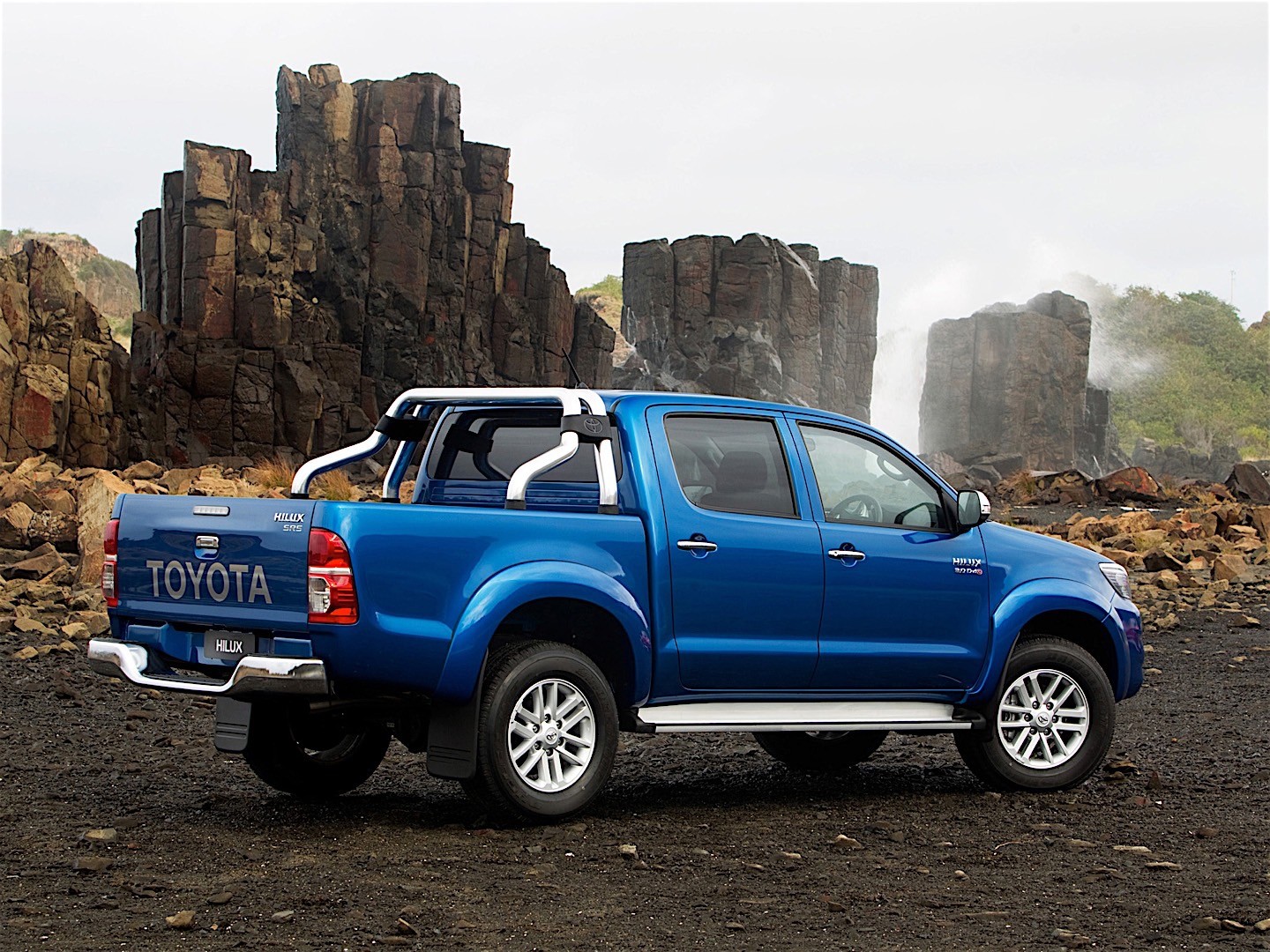 Toyota Hilux Double Cab photo 56