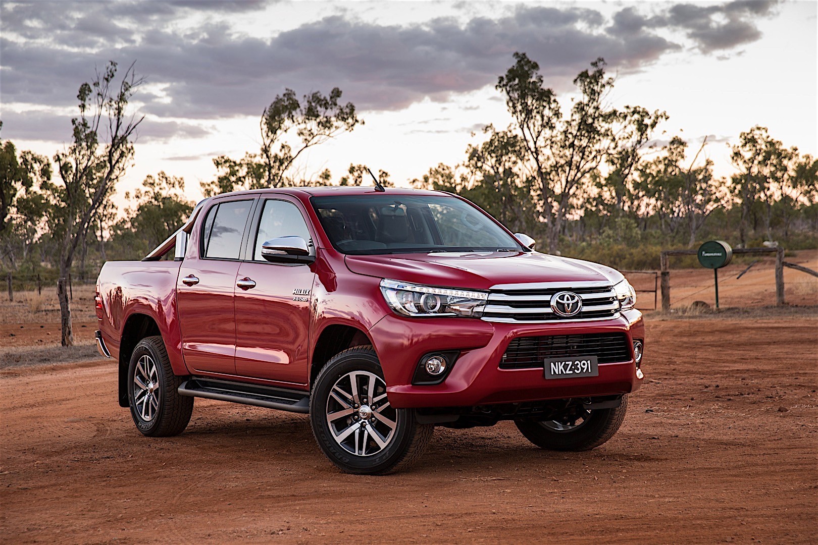 Toyota Hilux Double Cab photo 73