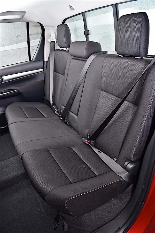Toyota Hilux Double Cab photo 97