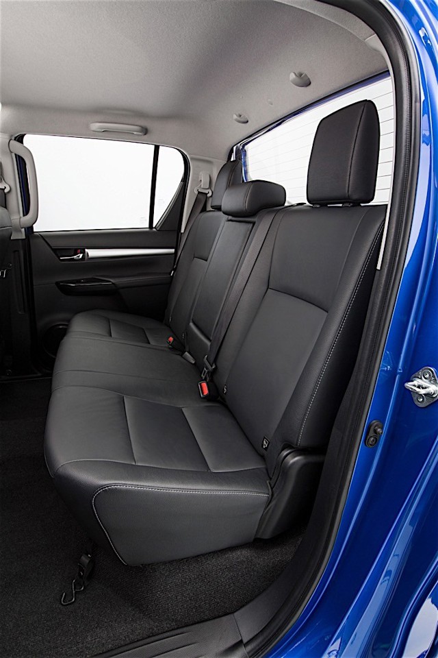 Toyota Hilux Double Cab photo 98