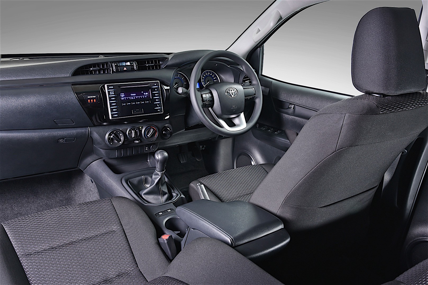 Toyota Hilux Double Cab photo 99