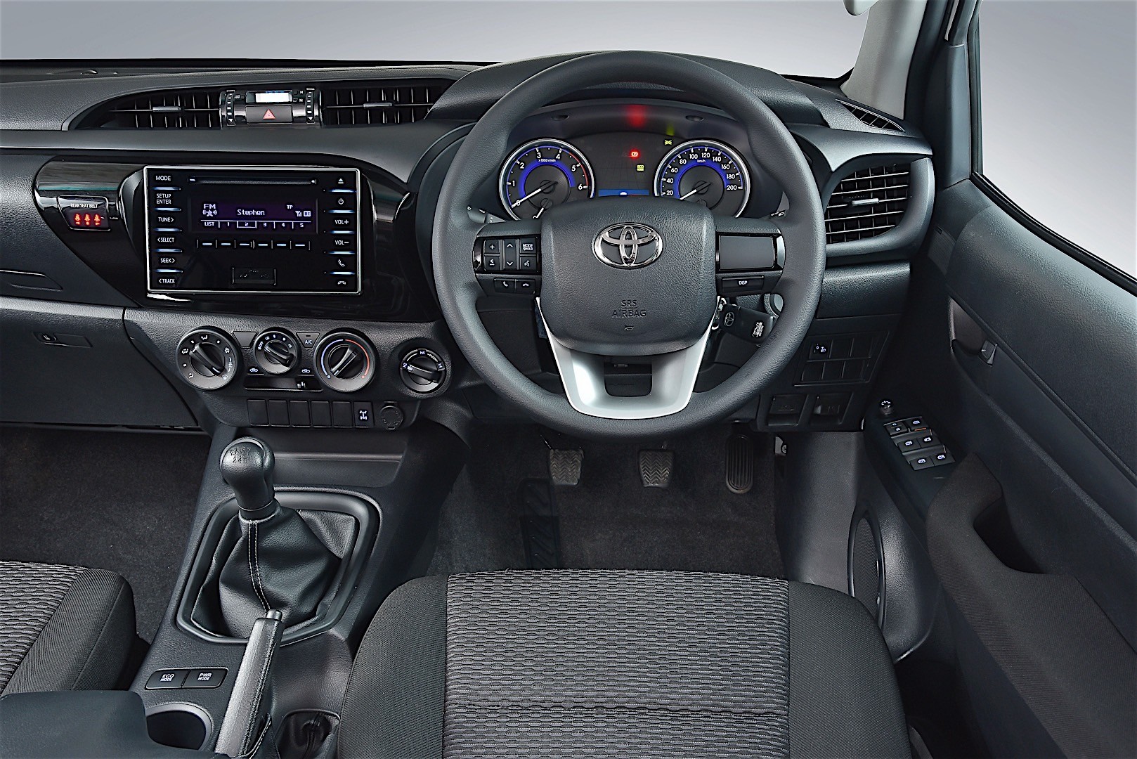 Toyota Hilux Double Cab photo 100