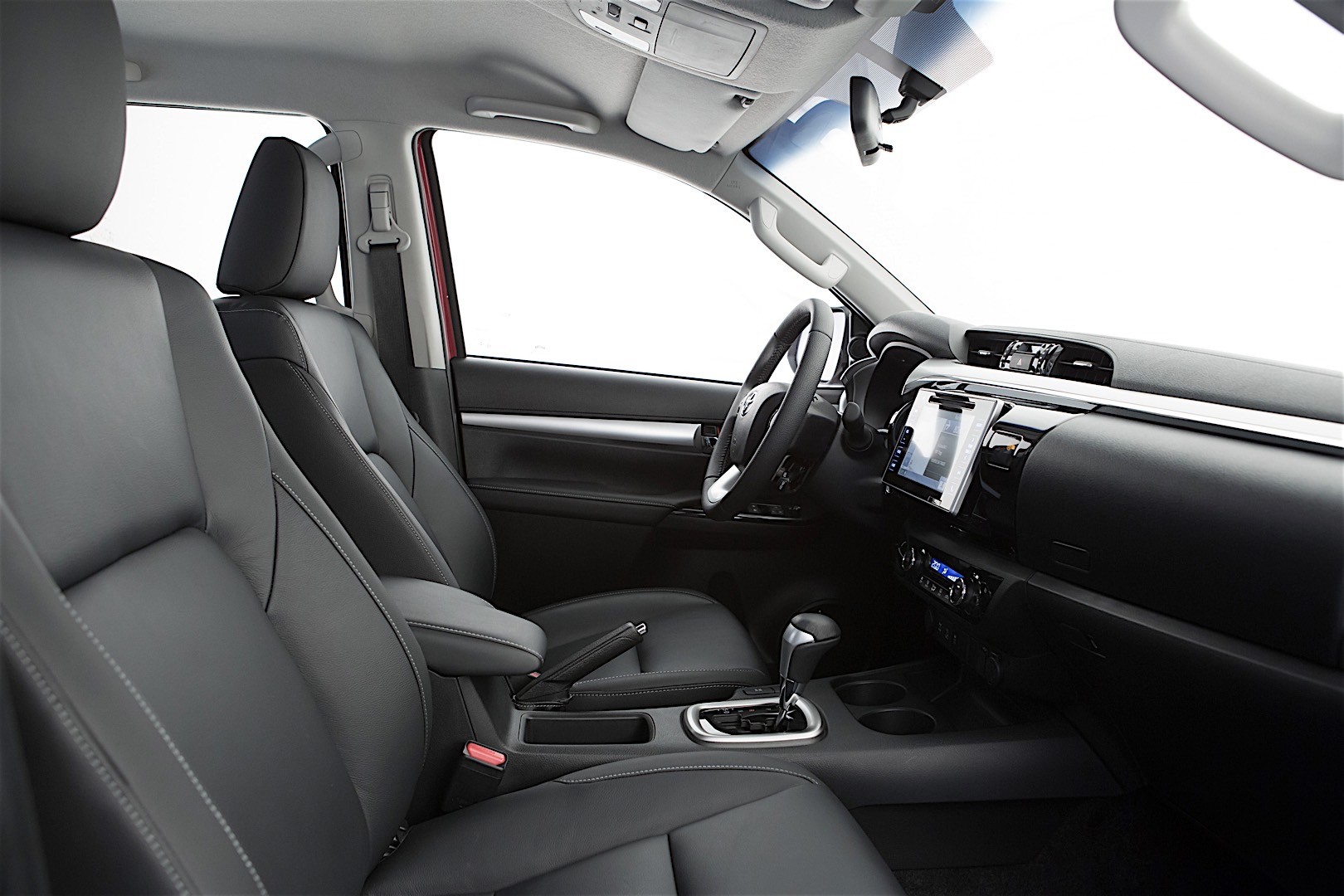 Toyota Hilux Double Cab photo 113