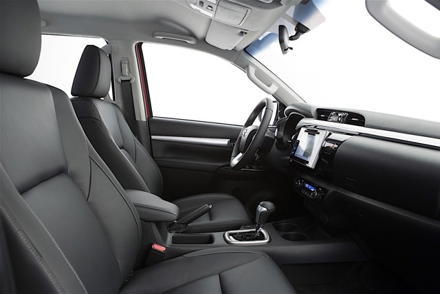 Toyota Hilux Double Cab photo 113