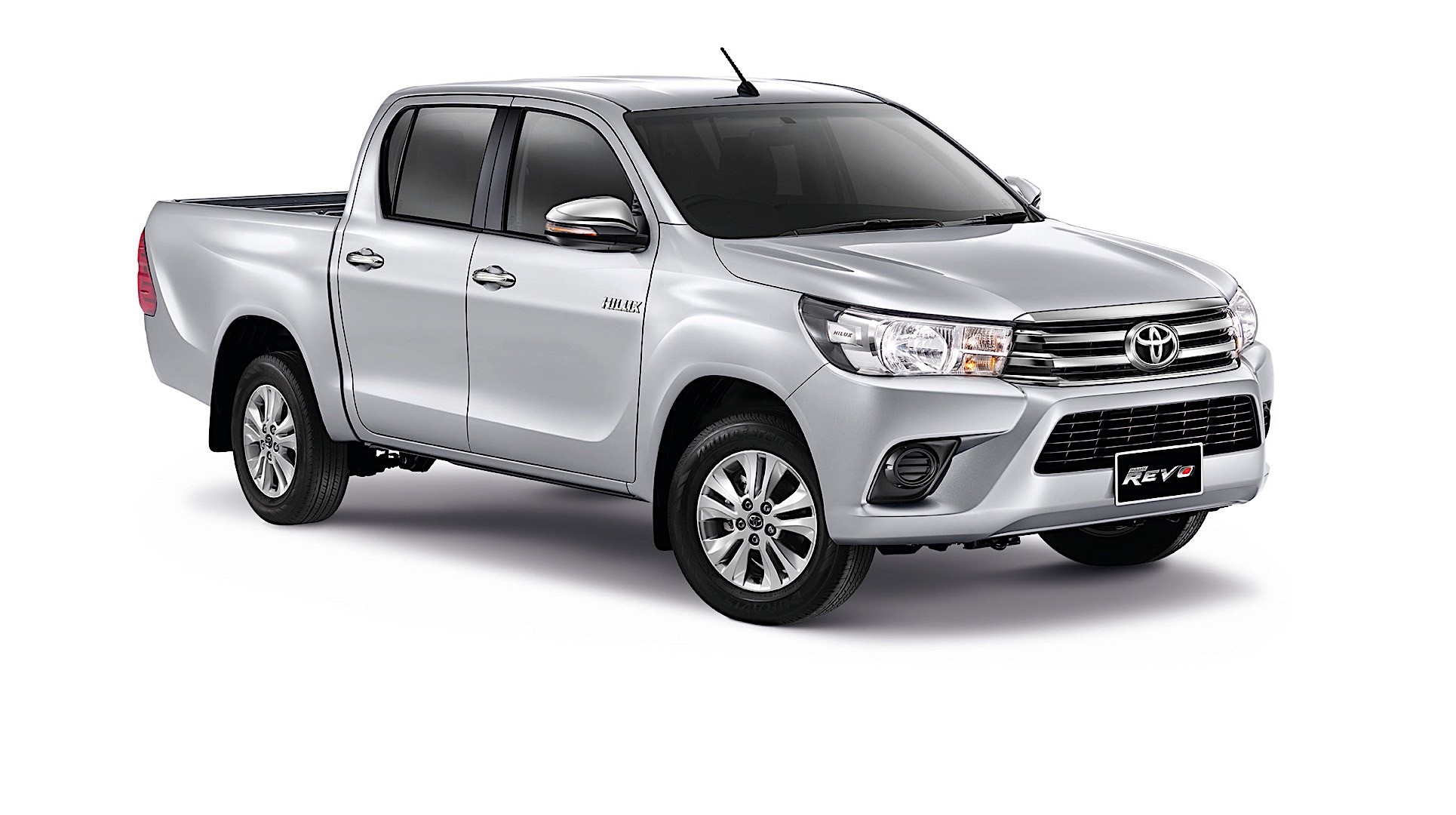 Toyota Hilux Double Cab photo 2
