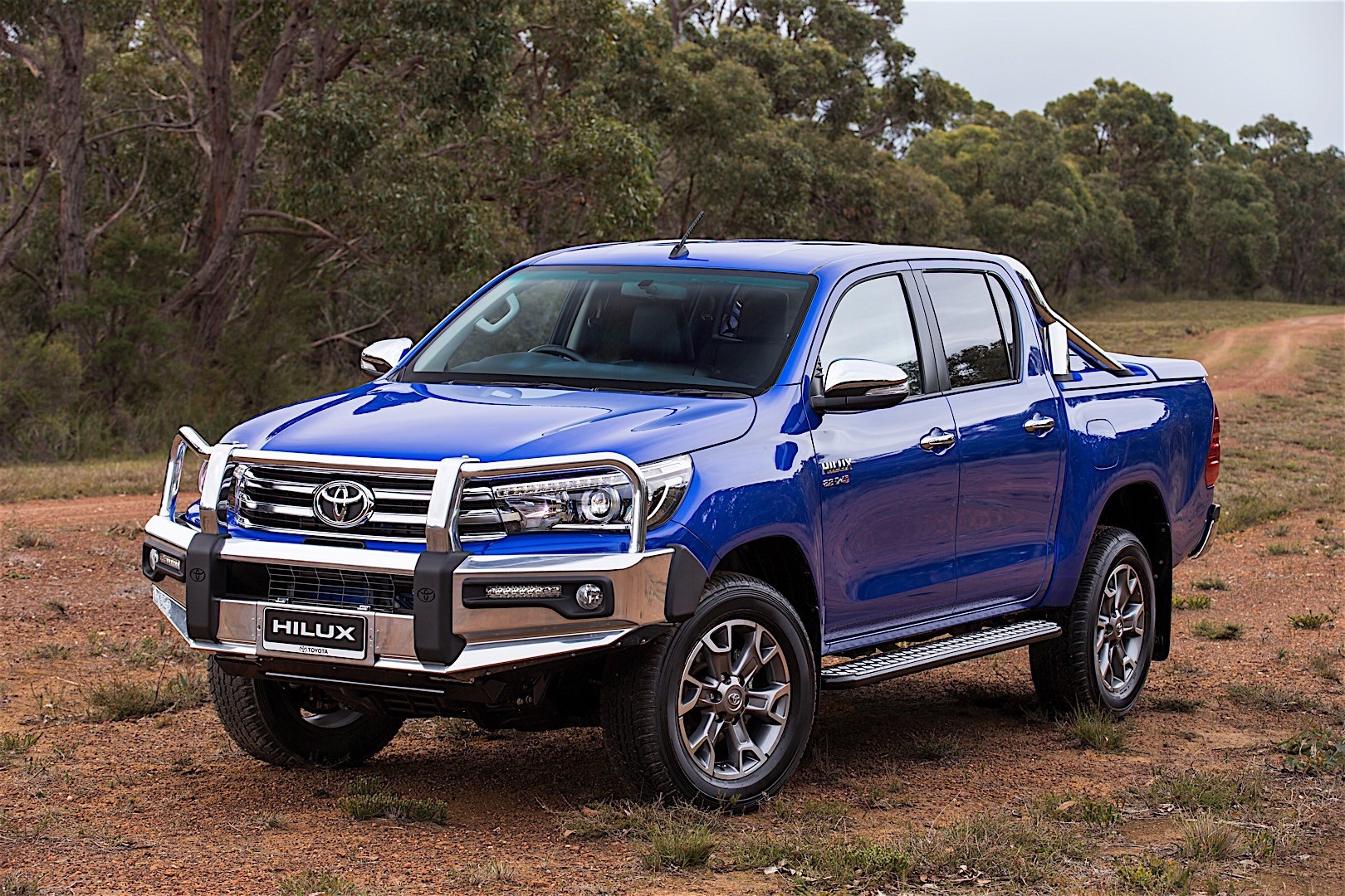 Toyota Hilux Double Cab photo 5