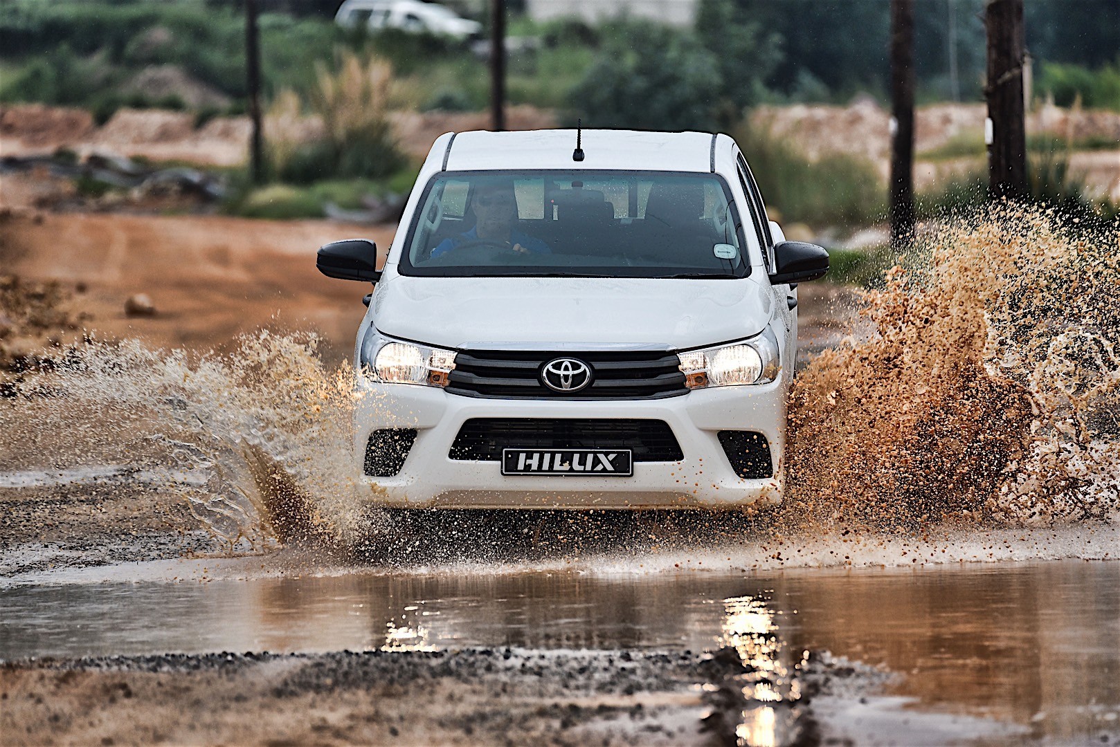 Toyota Hilux Double Cab photo 22