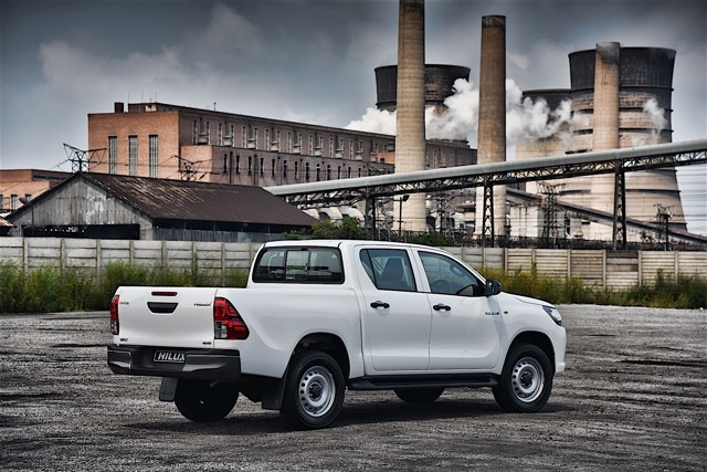 Toyota Hilux Double Cab photo 37
